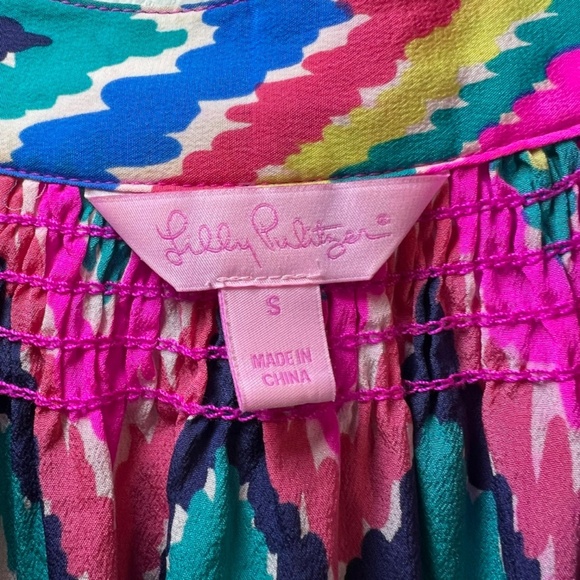 Lilly Pulitzer Women's Elsa Blouse Shirt Hearts a Flutter Chevron Vibrant Small - Picture 15 of 16